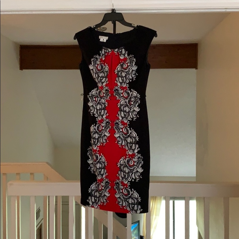 Black & Red Sleeveless Printed Sheath Dress Sz 8